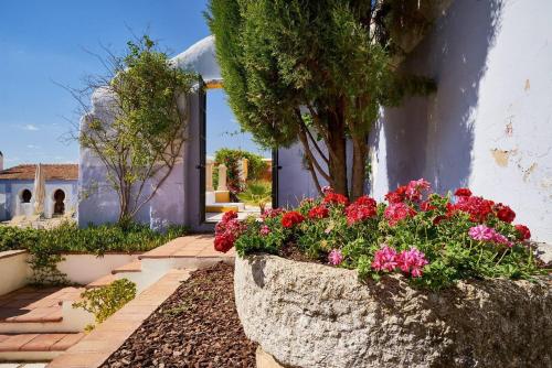 Impeccable 6-Bed Villa in Malaga