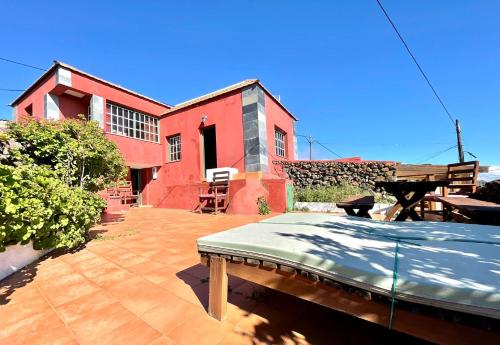 Casa rural con chimenea y vistas mar, El Teide y a la Gomera