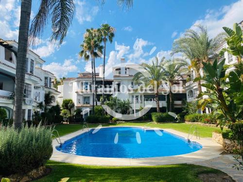 Apartamentos Naranjos del Sol Marbella