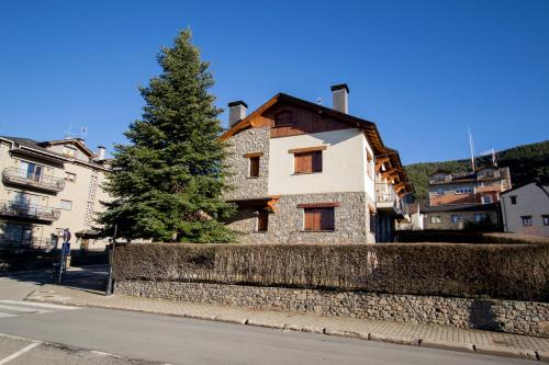 Casa amb jardí Alp