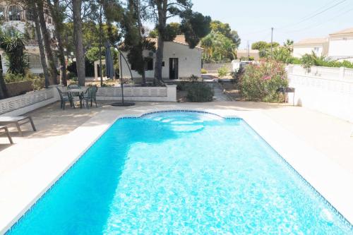 Casa Clara Villa rústica con piscina privada pinada barbacoa internet