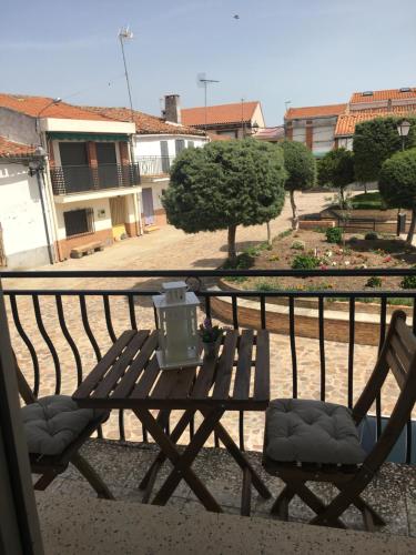 Casa con patio y chimenea - Mesas de Ibor