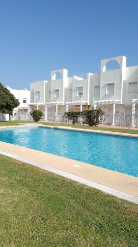 Homes Of Spain, Casa Duplex Urbanizacion Fuentemar A 400m De La Playa Con Wifi