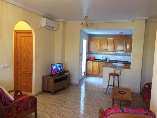 Torrevieja, La Torreta Ground Floor Apartment with Large Private Patio Garden