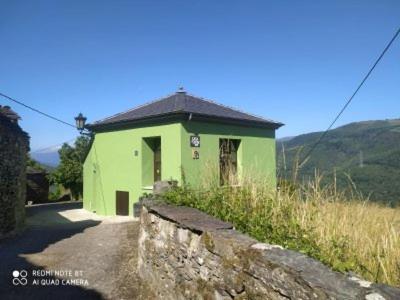 Casa Rural de alquiler integro La Cantina de Villarmayor-Asturias