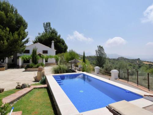 Fantastic Holiday Home in Andalusia Spain with Pool