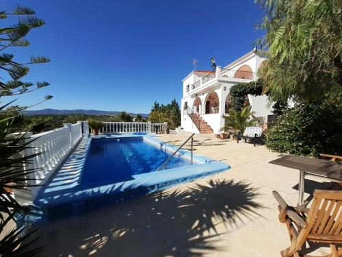 Casa Loro Loco B&B