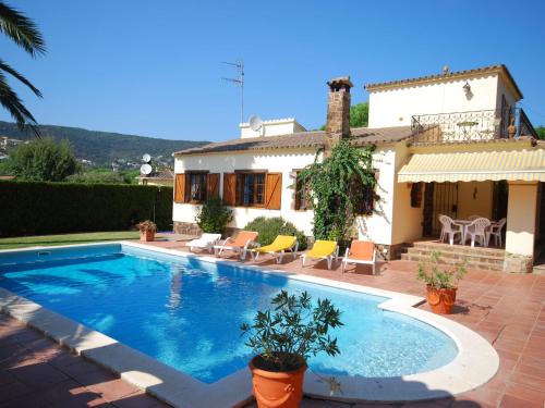 Peaceful Villa in Calonge Spain with Swimming Pool