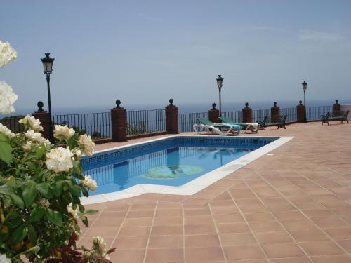 Heritage Cottage in Nerja with Swimming Pool