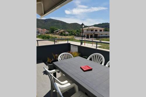 Casa Moderna En Fanzara, Castellón, Pueblo Miau