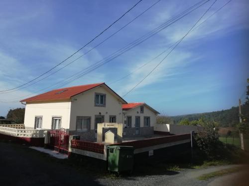 Casa Pozo das Leiras (Derecha)