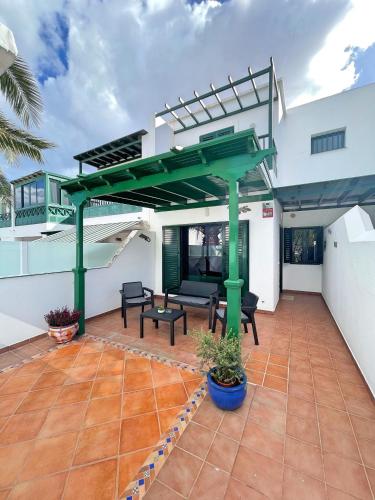 Casa Rosa Costa Teguise Close To The Beach