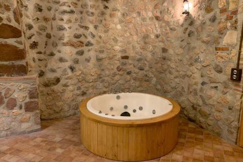 Casa Rural con Jacuzzi en casco antiguo, Tarragona