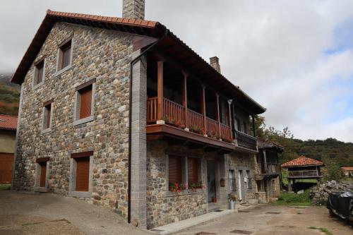Casa Rural Pambuches