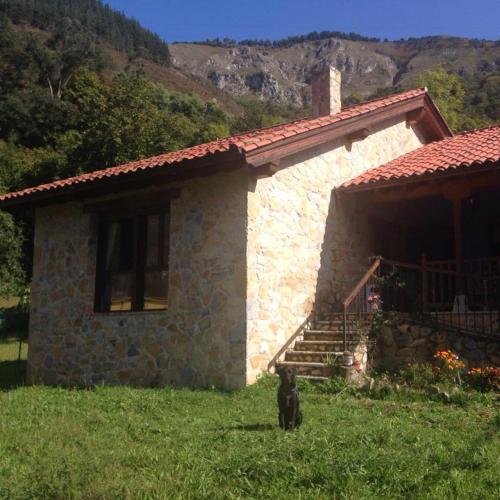 Casa Trasgu de Tornín - Enjoy life in Asturias