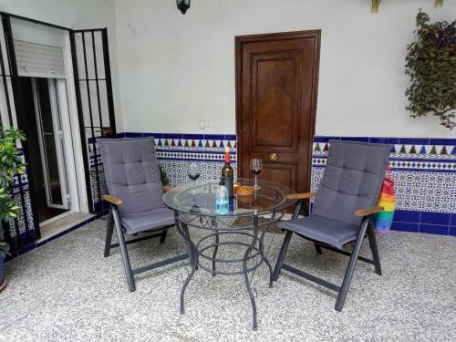 Casa Valientes A - Free Private Parking, Wifi & Ac