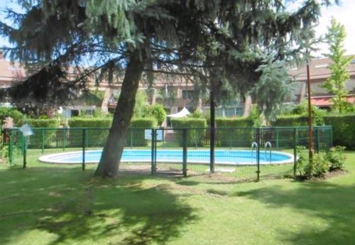 Alojamientos Castellana Jardín I Y Ii Parking Y Piscina Gratis!!