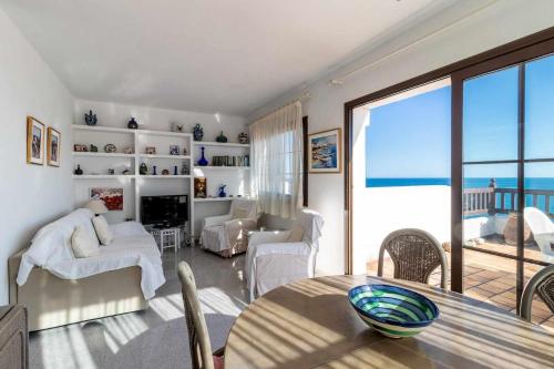 Cau Del Llop 77 Ático Con Fantástica Terraza Y Vistas