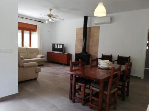 Chalet Ii Con Jardín Y Wifi En La Playa