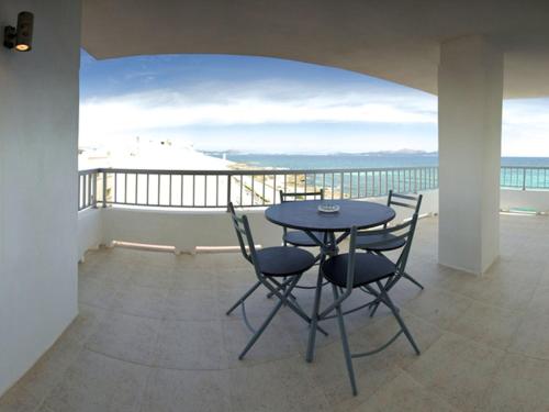 Comfortable and modern apartment with lift, beach within walking distance