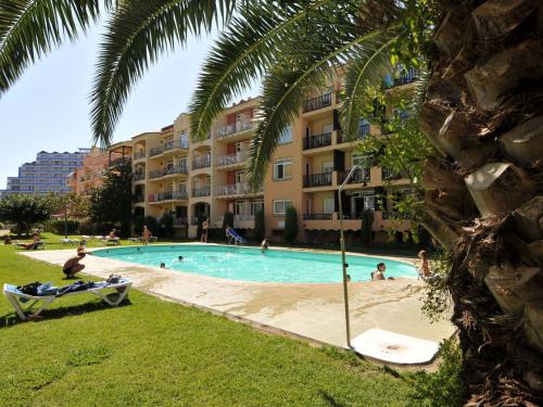 Holiday apartment in a complex near the sea