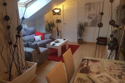 Coqueto ático con terraza