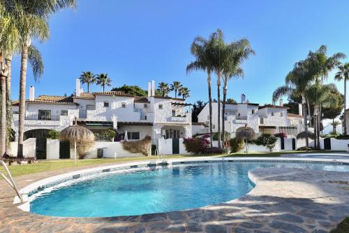 Cosy Casa with Pool