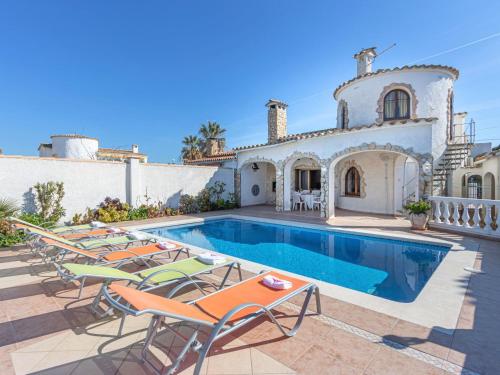 Elite Villa in Empuriabrava Spain with Private Pool