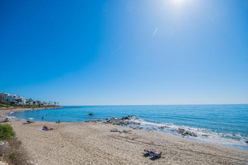 Cubo s Lubina Azul Beach