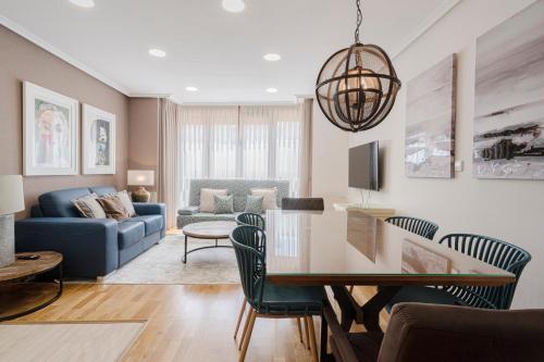 De La Guardia Suite Rosal
