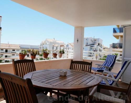 Delightful Seaview Apartment In Beautiful Altea