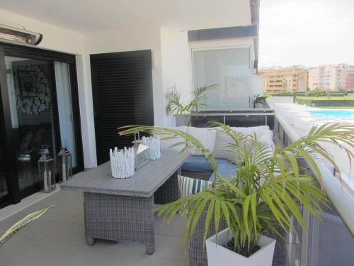 Modern apartment close to centre of Denia Spain