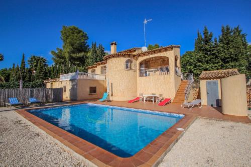 Desig - holiday home with private swimming pool in Moraira