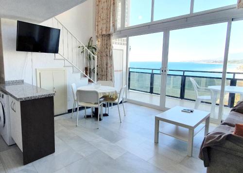 Skol 709 Duplex 1 Bedroom in Skol Marbella with Gibraltar and Sea Views