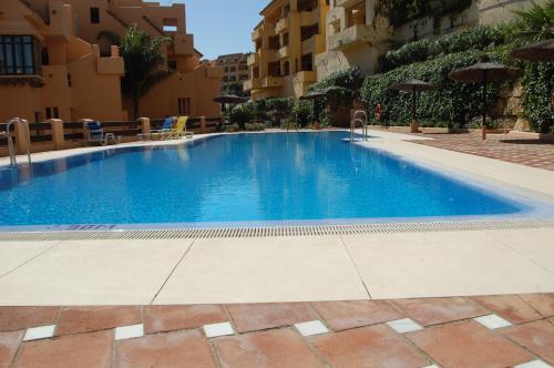 2199-Apt with terrace and pools