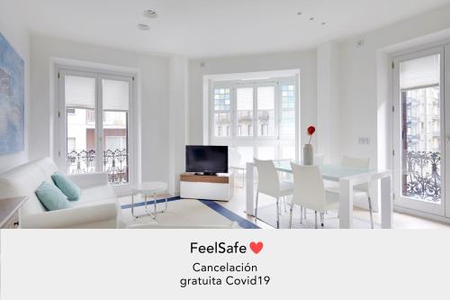 Easo Suite 2B by FeelFree Rentals