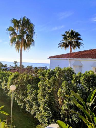 El Faro Home with a View, Pet Friendly, Wifi, Large Terrace, Sea View