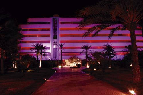 El Hotel Pacha - Entrance to Pacha Club Included