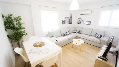 RentalSevilla Elegante y luminoso apartamento en Triana