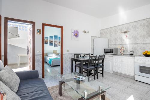 Elisia Relax! Lovely apartment with swimming pool