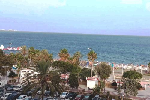 En primera línea de playa en Torre del Mar