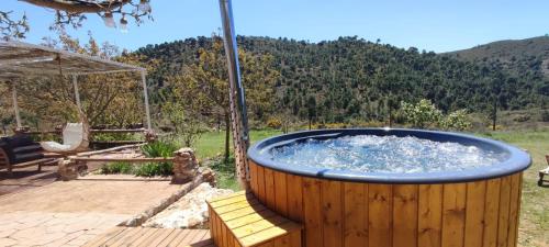 Esencia Lodge - luxurious off-grid cabin retreat