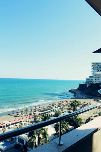 Espléndido Apartamento a Pie de Playa en Torremolinos