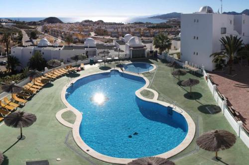 Estrelitzia apartamento con vista panorámica al mar y piscina comunitaria