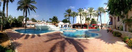 Estudio con Piscina y Playa