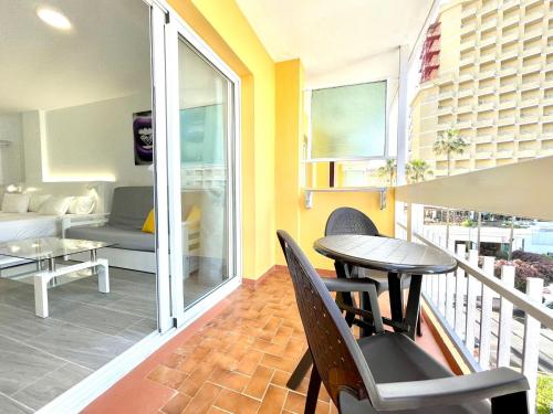 Estudio estandar, Wifi, pool, a 250 metros de Playa Jardin in Puerto de la Cruz