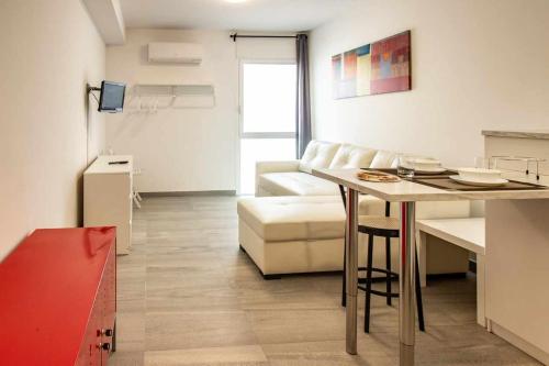 Estudio nuevo en el centro de Banyoles para 2 personas