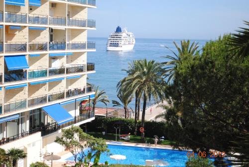 Skol 242 Excellent One Bedroom Apartment with Sea Views
