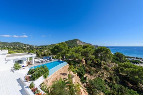 Exclusive 4 Bedroom Villa close to the Beach, Ibiza Villa 1022