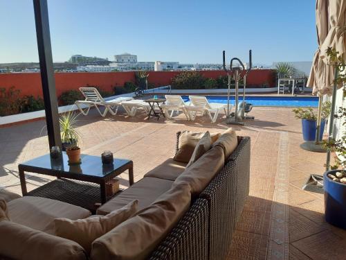 Extremely Private Villa, Heated Pool & Jacuzzi, Pool Wet Bar, Great Views.